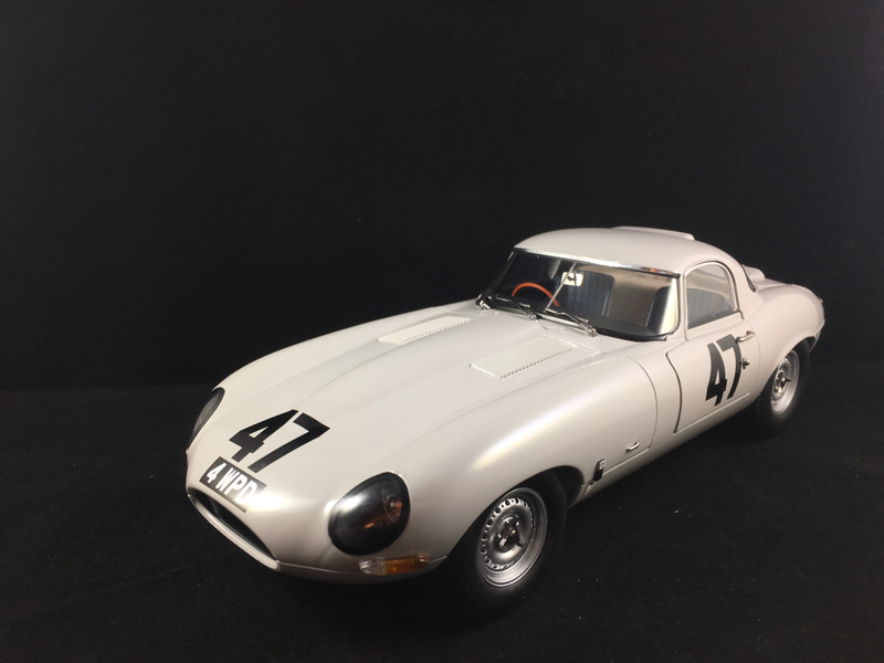 Illustration for article titled Jaguar XKE Semi-Lightweight Competition Roadster